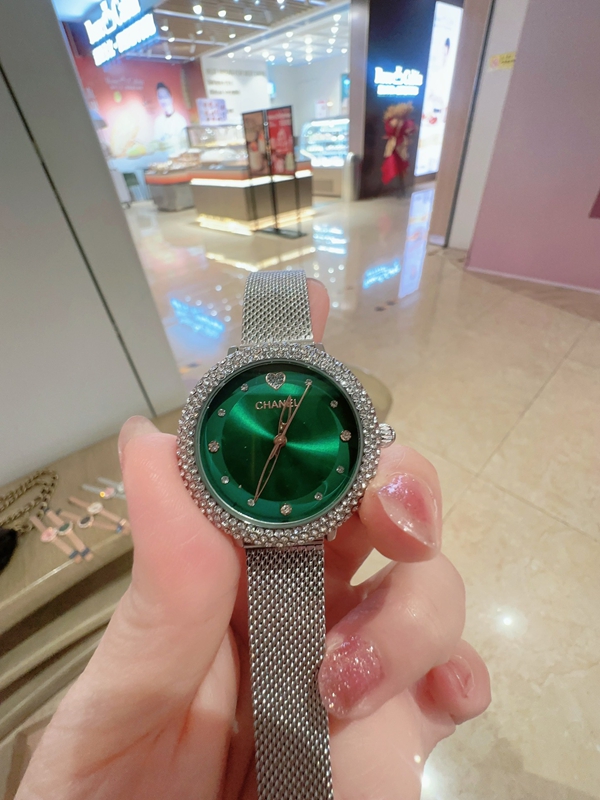 ブランド時計側面デザイン